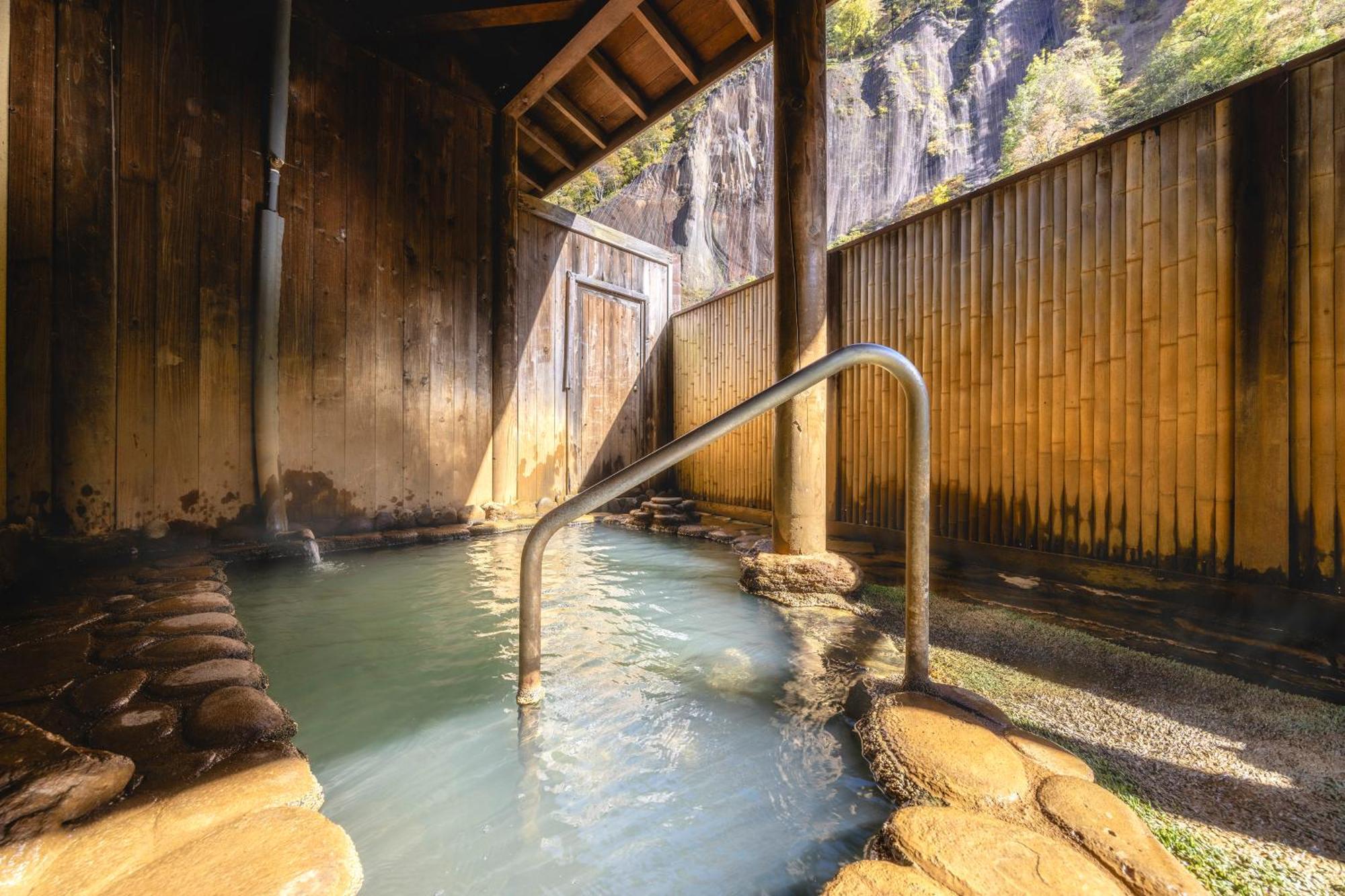 Hotel Shikishimaso Higashikawa Esterno foto
